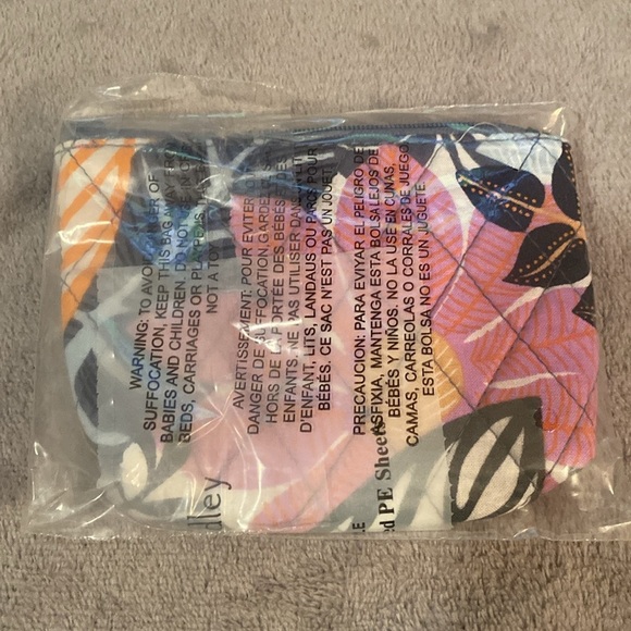 🩷VERA BRADLEY🩷Coin Purse in Palm Floral/NWT - Picture 6 of 6